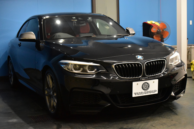 BMW 2シリーズ M240i LCI後期 ｵﾌﾟｼｮﾝ追従ACC  直6ﾀｰﾎﾞ 340馬力 ﾍｷｻｺﾞﾅﾙLEDﾍｯﾄﾞﾗｲﾄ ﾋｰﾀｰ付赤革 ﾀｯﾁﾊﾟﾈﾙiﾄﾞﾗｲﾌﾞHDDﾅﾋﾞBｶﾒ Pｱｼｽﾄ 前後PDC ｱﾀﾞﾌﾟﾃｨﾌﾞMｻｽ 大型ﾌﾞﾚｰｷｼｽﾃﾑ 車線逸脱&歩行者警告 衝突軽減ﾌﾞﾚｰｷ 18AW ﾊﾟﾄﾞﾙｼﾌﾄ 1ｵｰﾅｰ 2年保証