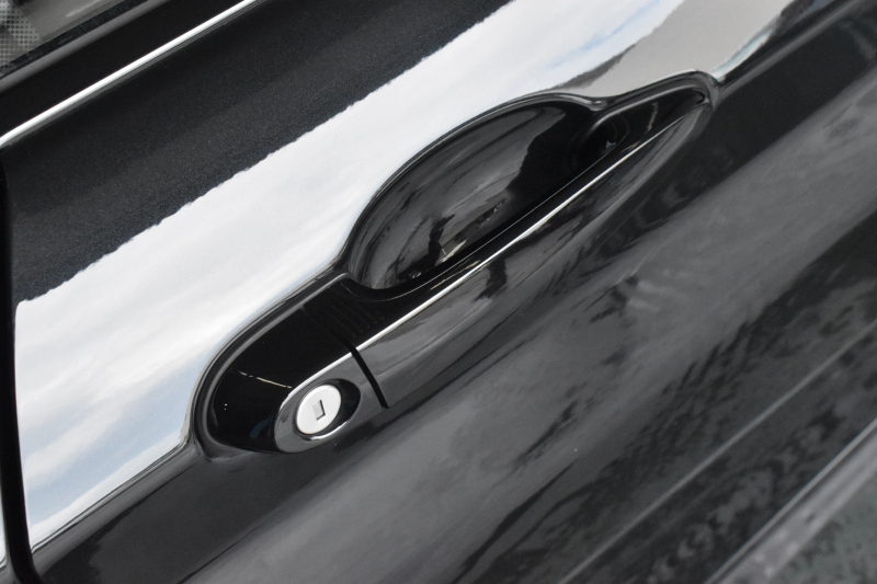 BMW 2シリーズ M240i LCI後期 ｵﾌﾟｼｮﾝ追従ACC  直6ﾀｰﾎﾞ 340馬力 ﾍｷｻｺﾞﾅﾙLEDﾍｯﾄﾞﾗｲﾄ ﾋｰﾀｰ付赤革 ﾀｯﾁﾊﾟﾈﾙiﾄﾞﾗｲﾌﾞHDDﾅﾋﾞBｶﾒ Pｱｼｽﾄ 前後PDC ｱﾀﾞﾌﾟﾃｨﾌﾞMｻｽ 大型ﾌﾞﾚｰｷｼｽﾃﾑ 車線逸脱&歩行者警告 衝突軽減ﾌﾞﾚｰｷ 18AW ﾊﾟﾄﾞﾙｼﾌﾄ 1ｵｰﾅｰ 2年保証