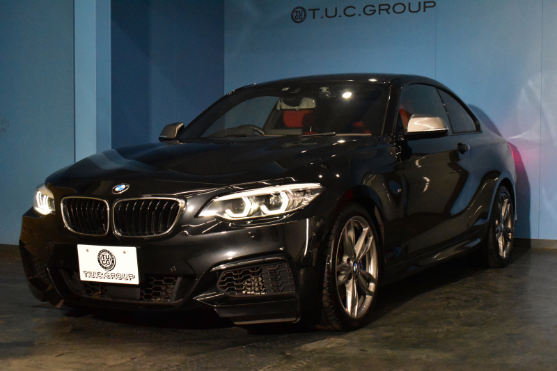 BMW 2シリーズ M240i LCI後期 ｵﾌﾟｼｮﾝ追従ACC  直6ﾀｰﾎﾞ 340馬力 ﾍｷｻｺﾞﾅﾙLEDﾍｯﾄﾞﾗｲﾄ ﾋｰﾀｰ付赤革 ﾀｯﾁﾊﾟﾈﾙiﾄﾞﾗｲﾌﾞHDDﾅﾋﾞBｶﾒ Pｱｼｽﾄ 前後PDC ｱﾀﾞﾌﾟﾃｨﾌﾞMｻｽ 大型ﾌﾞﾚｰｷｼｽﾃﾑ 車線逸脱&歩行者警告 衝突軽減ﾌﾞﾚｰｷ 18AW ﾊﾟﾄﾞﾙｼﾌﾄ 1ｵｰﾅｰ 2年保証