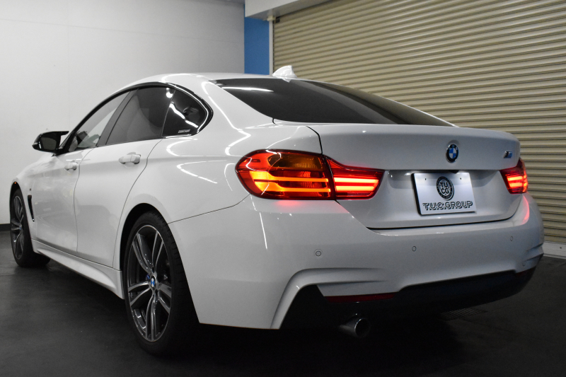 BMW 4シリーズ 420iｸﾞﾗﾝｸｰﾍﾟ Mｽﾎﾟｰﾂ ﾌｧｽﾄﾄﾗｯｸP 追従ACC LEDﾍｯﾄﾞﾗｲﾄ&ﾌｫｸﾞ ﾋｰﾀｰ付赤革 可変Mｻｽ 19AW 車線逸脱&歩行者警告 ﾀｯﾁﾊﾟｯﾄﾞﾅﾋﾞ Bｶﾒﾗ 電動ﾘﾔｹﾞｰﾄ ｽﾏｰﾄｷｰ 2年保証