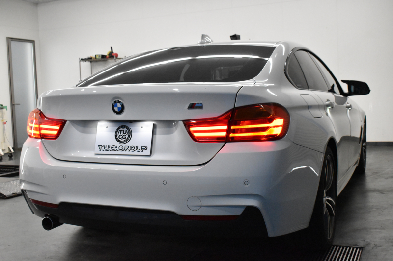 BMW 4シリーズ 420iｸﾞﾗﾝｸｰﾍﾟ Mｽﾎﾟｰﾂ ﾌｧｽﾄﾄﾗｯｸP 追従ACC LEDﾍｯﾄﾞﾗｲﾄ&ﾌｫｸﾞ ﾋｰﾀｰ付赤革 可変Mｻｽ 19AW 車線逸脱&歩行者警告 ﾀｯﾁﾊﾟｯﾄﾞﾅﾋﾞ Bｶﾒﾗ 電動ﾘﾔｹﾞｰﾄ ｽﾏｰﾄｷｰ 2年保証