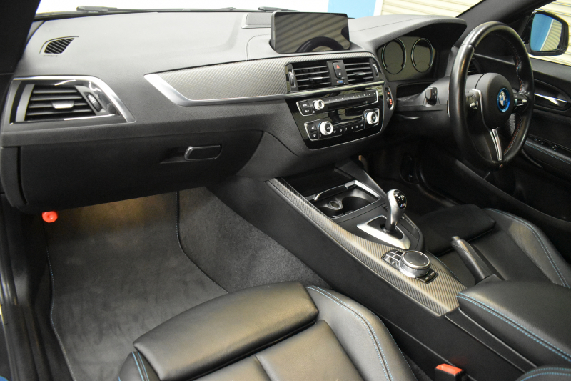 BMW Mシリーズ M2 MDCT 7速DCT LCI後期 ﾋｰﾀｰ付黒革 ｱﾀﾞﾌﾟﾃｨﾌﾞﾍｷｻｺﾞﾅﾙLEDﾍｯﾄﾞﾗｲﾄ&ﾃｰﾙ ﾀｯﾁﾊﾟﾈﾙHDDﾅﾋﾞ 19AW Mﾊﾟﾌｫｰﾏﾝｽﾘｱﾃﾞｨﾌｭｰｻﾞｰ 車線逸脱&歩行者警告 衝突軽減ﾌﾞﾚｰｷ ｶｰﾎﾞﾝｲﾝﾃﾘｱ Bｶﾒﾗ iｽﾄｯﾌﾟ ｽﾏｰﾄｷｰ 2年保証