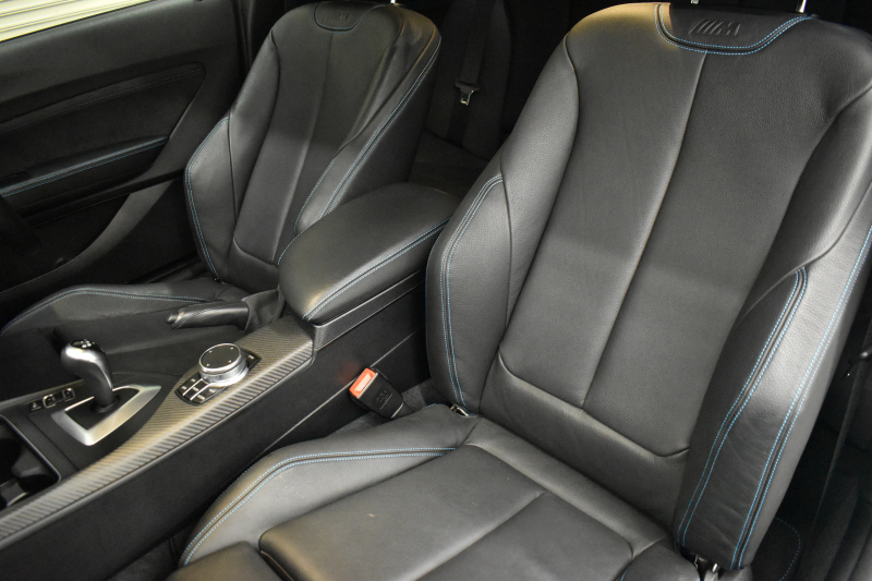 BMW Mシリーズ M2 MDCT 7速DCT LCI後期 ﾋｰﾀｰ付黒革 ｱﾀﾞﾌﾟﾃｨﾌﾞﾍｷｻｺﾞﾅﾙLEDﾍｯﾄﾞﾗｲﾄ&ﾃｰﾙ ﾀｯﾁﾊﾟﾈﾙHDDﾅﾋﾞ 19AW Mﾊﾟﾌｫｰﾏﾝｽﾘｱﾃﾞｨﾌｭｰｻﾞｰ 車線逸脱&歩行者警告 衝突軽減ﾌﾞﾚｰｷ ｶｰﾎﾞﾝｲﾝﾃﾘｱ Bｶﾒﾗ iｽﾄｯﾌﾟ ｽﾏｰﾄｷｰ 2年保証