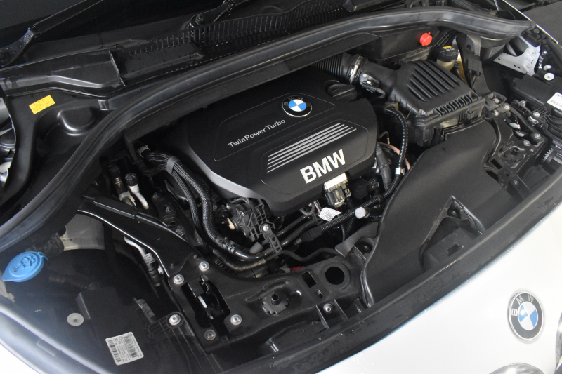 BMW 2シリーズ 218dｸﾞﾗﾝﾂｱﾗｰ ﾗｸﾞｼﾞｭｱﾘｰ  後期 7人乗ﾘ ｱﾄﾞﾊﾞﾝｽﾄﾞｱｸﾃｨﾌﾞｾｰﾌﾃｨｰP ｺﾝﾌｫｰﾄP 追従ACC HUD ﾍｷｻｺﾞﾅﾙLEDﾍｯﾄﾞﾗｲﾄ ﾋｰﾀｰ付黒革 車線逸脱&歩行者警告 17AW ﾀｯﾁﾊﾟﾈﾙﾅﾋﾞ Bｶﾒﾗ 前後PDC 駐車ｱｼｽﾄ 電動ﾄﾗﾝｸ ｽﾏｰﾄｷｰ 2年保証