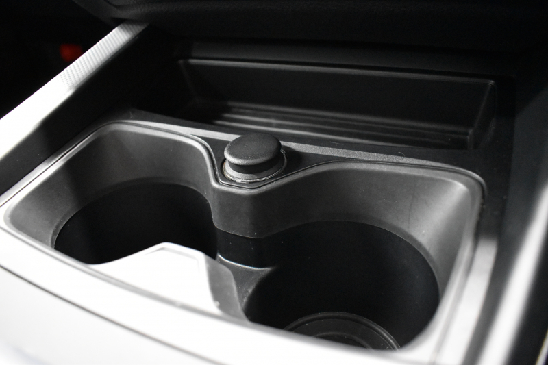 BMW 2シリーズ M240i 直6ﾀｰﾎﾞ 変更後ｴﾝｼﾞﾝ 340馬力 ﾋｰﾀｰ付黒革 ｱﾀﾞﾌﾟﾃｨﾌﾞMｻｽﾍﾟﾝｼｮﾝ  Mﾌﾞﾚｰｷ 18AW 衝突軽減ﾌﾞﾚｰｷ 車線逸脱&歩行者警告 ﾀｯﾁﾊﾟｯﾄﾞﾅﾋﾞ ﾌﾙｾｸﾞ Bｶﾒﾗ ﾘｱPDC ﾘﾝｸﾞ付ｷｾﾉﾝﾍｯﾄﾞﾗｲﾄ ﾄﾞﾗﾊﾟﾌｫ iｽﾄｯﾌﾟ ｽﾏｰﾄｷｰ  2年保証