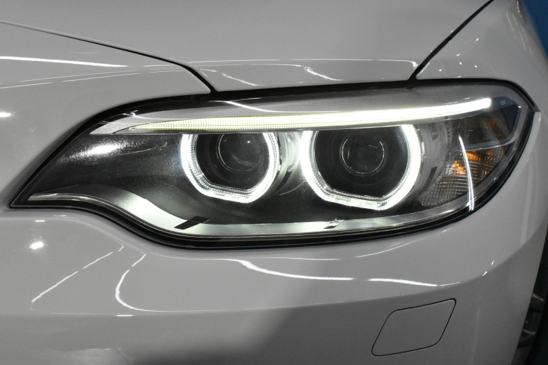 BMW 2シリーズ M235i 直6ﾀｰﾎﾞ 326馬力 ﾋｰﾀｰ付黒革 ﾀｯﾁﾊﾟｯﾄﾞ式iﾄﾞﾗｲﾌﾞHDDﾅﾋﾞ  ﾘﾔPDC Bｶﾒﾗ  ｱﾀﾞﾌﾟﾃｨﾌﾞMｻｽ 大型ﾌﾞﾚｰｷｼｽﾃﾑ 18AW 車線逸脱&歩行者警告 衝突軽減ﾌﾞﾚｰｷ 1ｵｰﾅｰ 2年保証