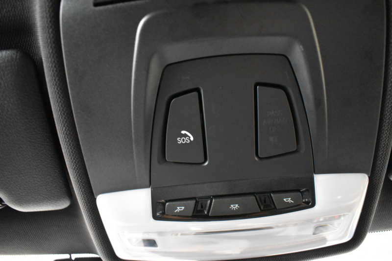 BMW 2シリーズ M235i 直6ﾀｰﾎﾞ 326馬力 ﾋｰﾀｰ付黒革 ﾀｯﾁﾊﾟｯﾄﾞ式iﾄﾞﾗｲﾌﾞHDDﾅﾋﾞ  ﾘﾔPDC Bｶﾒﾗ  ｱﾀﾞﾌﾟﾃｨﾌﾞMｻｽ 大型ﾌﾞﾚｰｷｼｽﾃﾑ 18AW 車線逸脱&歩行者警告 衝突軽減ﾌﾞﾚｰｷ 1ｵｰﾅｰ 2年保証