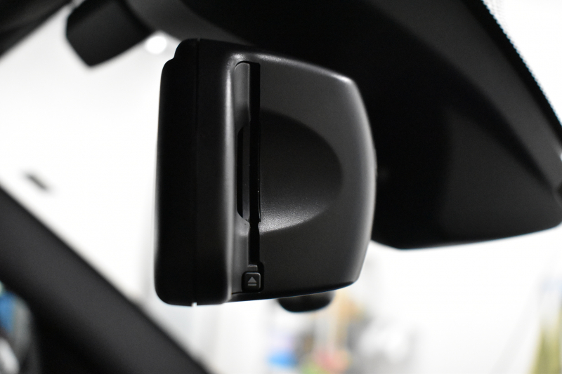 BMW 2シリーズ M235i 直6ﾀｰﾎﾞ 326馬力 ﾋｰﾀｰ付黒革 ﾀｯﾁﾊﾟｯﾄﾞ式iﾄﾞﾗｲﾌﾞHDDﾅﾋﾞ  ﾘﾔPDC Bｶﾒﾗ  ｱﾀﾞﾌﾟﾃｨﾌﾞMｻｽ 大型ﾌﾞﾚｰｷｼｽﾃﾑ 18AW 車線逸脱&歩行者警告 衝突軽減ﾌﾞﾚｰｷ 1ｵｰﾅｰ 2年保証