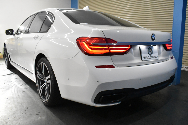 BMW 7シリーズ 740i Mｽﾎﾟｰﾂ ﾘｱｺﾝﾌｫｰﾄP ﾘｱｴﾝﾀｰﾃｲﾒﾝﾄP ｻﾝﾙｰﾌ BMWﾚｰｻﾞｰLED 前席ﾏｯｻｰｼﾞ全席ﾋｰﾀｰ&ﾍﾞﾝﾁﾚｰｼｮﾝ付黒革 ACC HUD ﾊｰﾏﾝｶｰﾄﾞﾝ ｼﾞｪｽﾁｬｰｺﾝﾄﾛｰﾙ ﾀｯﾁﾊﾟﾈﾙﾅﾋﾞ3Dﾋﾞｭｰ LCW 液晶ﾒｰﾀｰ 20AW 2年保証