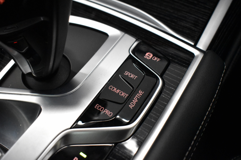 BMW 7シリーズ 740i Mｽﾎﾟｰﾂ ﾘｱｺﾝﾌｫｰﾄP ﾘｱｴﾝﾀｰﾃｲﾒﾝﾄP ｻﾝﾙｰﾌ BMWﾚｰｻﾞｰLED 前席ﾏｯｻｰｼﾞ全席ﾋｰﾀｰ&ﾍﾞﾝﾁﾚｰｼｮﾝ付黒革 ACC HUD ﾊｰﾏﾝｶｰﾄﾞﾝ ｼﾞｪｽﾁｬｰｺﾝﾄﾛｰﾙ ﾀｯﾁﾊﾟﾈﾙﾅﾋﾞ3Dﾋﾞｭｰ LCW 液晶ﾒｰﾀｰ 20AW 2年保証