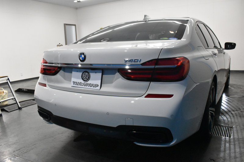 BMW 7シリーズ 740i Mｽﾎﾟｰﾂ ﾘｱｺﾝﾌｫｰﾄP ﾘｱｴﾝﾀｰﾃｲﾒﾝﾄP ｻﾝﾙｰﾌ BMWﾚｰｻﾞｰLED 前席ﾏｯｻｰｼﾞ全席ﾋｰﾀｰ&ﾍﾞﾝﾁﾚｰｼｮﾝ付黒革 ACC HUD ﾊｰﾏﾝｶｰﾄﾞﾝ ｼﾞｪｽﾁｬｰｺﾝﾄﾛｰﾙ ﾀｯﾁﾊﾟﾈﾙﾅﾋﾞ3Dﾋﾞｭｰ LCW 液晶ﾒｰﾀｰ 20AW 2年保証