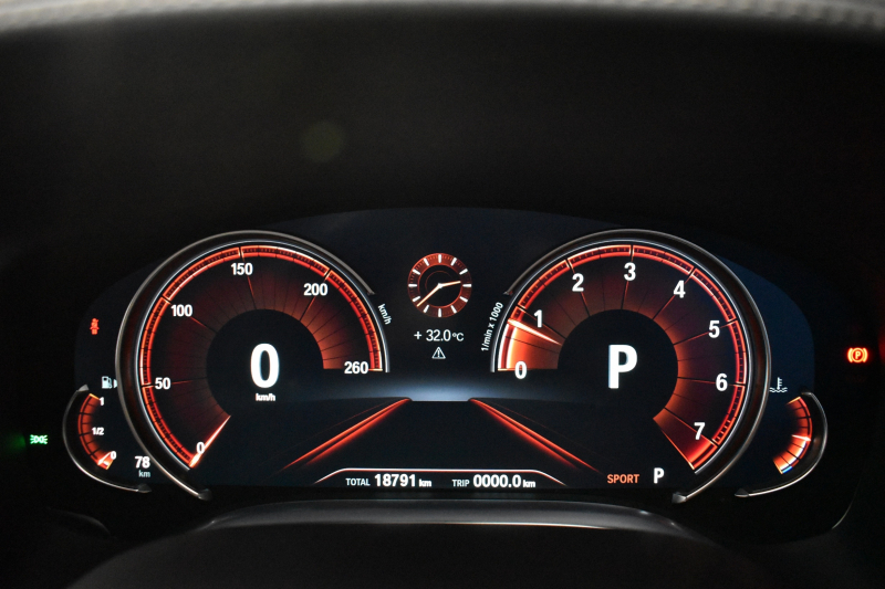 BMW 7シリーズ 740i Mｽﾎﾟｰﾂ ﾘｱｺﾝﾌｫｰﾄP ﾘｱｴﾝﾀｰﾃｲﾒﾝﾄP ｻﾝﾙｰﾌ BMWﾚｰｻﾞｰLED 前席ﾏｯｻｰｼﾞ全席ﾋｰﾀｰ&ﾍﾞﾝﾁﾚｰｼｮﾝ付黒革 ACC HUD ﾊｰﾏﾝｶｰﾄﾞﾝ ｼﾞｪｽﾁｬｰｺﾝﾄﾛｰﾙ ﾀｯﾁﾊﾟﾈﾙﾅﾋﾞ3Dﾋﾞｭｰ LCW 液晶ﾒｰﾀｰ 20AW 2年保証