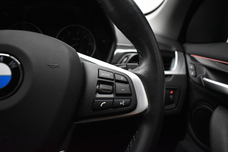 BMW X1 Xdrive18d Xﾗｲﾝ 4WD ﾊｲﾗｲﾝ&ｺﾝﾌｫｰﾄP ｱﾄﾞﾊﾞﾝｽﾄﾞｱｸﾃｨﾌﾞｾｰﾌﾃｨP 追従ACC HUD ﾋｰﾀｰ付電動黒革 ﾀｯﾁﾊﾊﾟｯﾄﾞiﾄﾞﾗｲﾌﾞﾅﾋﾞ LEDﾍｯﾄﾞﾗｲﾄ 衝突軽減B 車線逸脱&歩行者警告  Bｶﾒﾗ Pｱｼｽﾄ 前後PDC 電動ﾄﾗﾝｸ  ｽﾏｰﾄｷｰ Bluetoothｵｰﾃﾞｨｵ＆通話 2年保証