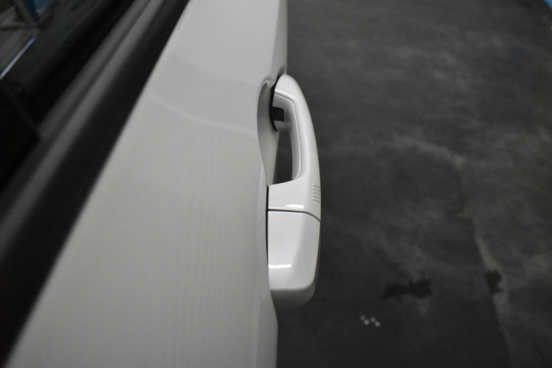 BMW X1 Xdrive18d Xﾗｲﾝ 4WD ﾊｲﾗｲﾝ&ｺﾝﾌｫｰﾄP ｱﾄﾞﾊﾞﾝｽﾄﾞｱｸﾃｨﾌﾞｾｰﾌﾃｨP 追従ACC HUD ﾋｰﾀｰ付電動黒革 ﾀｯﾁﾊﾊﾟｯﾄﾞiﾄﾞﾗｲﾌﾞﾅﾋﾞ LEDﾍｯﾄﾞﾗｲﾄ 衝突軽減B 車線逸脱&歩行者警告  Bｶﾒﾗ Pｱｼｽﾄ 前後PDC 電動ﾄﾗﾝｸ  ｽﾏｰﾄｷｰ Bluetoothｵｰﾃﾞｨｵ＆通話 2年保証