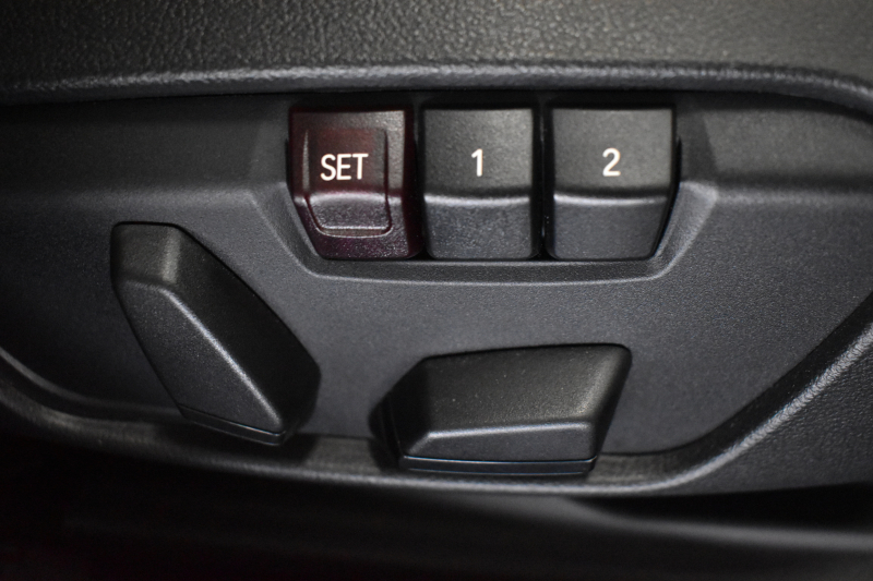 BMW X1 Xdrive18d Xﾗｲﾝ 4WD ﾊｲﾗｲﾝ&ｺﾝﾌｫｰﾄP ｱﾄﾞﾊﾞﾝｽﾄﾞｱｸﾃｨﾌﾞｾｰﾌﾃｨP 追従ACC HUD ﾋｰﾀｰ付電動黒革 ﾀｯﾁﾊﾊﾟｯﾄﾞiﾄﾞﾗｲﾌﾞﾅﾋﾞ LEDﾍｯﾄﾞﾗｲﾄ 衝突軽減B 車線逸脱&歩行者警告  Bｶﾒﾗ Pｱｼｽﾄ 前後PDC 電動ﾄﾗﾝｸ  ｽﾏｰﾄｷｰ Bluetoothｵｰﾃﾞｨｵ＆通話 2年保証