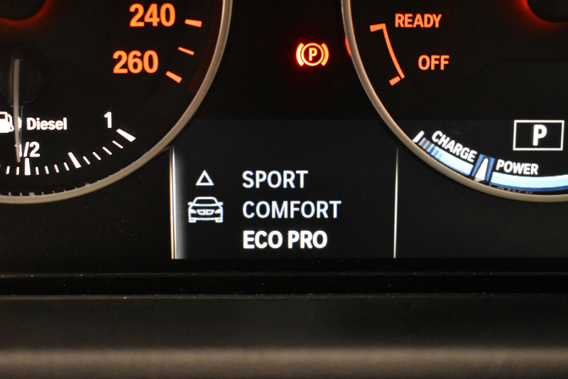 BMW X1 Xdrive18d Xﾗｲﾝ 4WD ﾊｲﾗｲﾝ&ｺﾝﾌｫｰﾄP ｱﾄﾞﾊﾞﾝｽﾄﾞｱｸﾃｨﾌﾞｾｰﾌﾃｨP 追従ACC HUD ﾋｰﾀｰ付電動黒革 ﾀｯﾁﾊﾊﾟｯﾄﾞiﾄﾞﾗｲﾌﾞﾅﾋﾞ LEDﾍｯﾄﾞﾗｲﾄ 衝突軽減B 車線逸脱&歩行者警告  Bｶﾒﾗ Pｱｼｽﾄ 前後PDC 電動ﾄﾗﾝｸ  ｽﾏｰﾄｷｰ Bluetoothｵｰﾃﾞｨｵ＆通話 2年保証