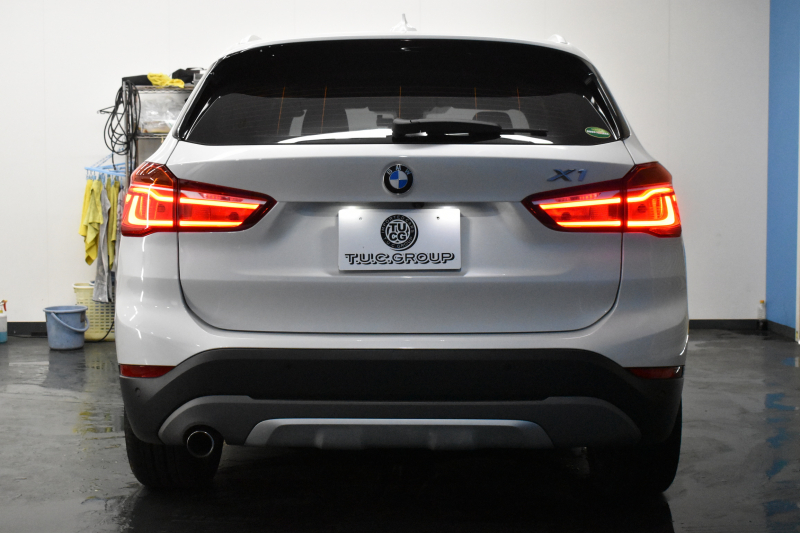 BMW X1 Xdrive18d Xﾗｲﾝ 4WD ﾊｲﾗｲﾝ&ｺﾝﾌｫｰﾄP ｱﾄﾞﾊﾞﾝｽﾄﾞｱｸﾃｨﾌﾞｾｰﾌﾃｨP 追従ACC HUD ﾋｰﾀｰ付電動黒革 ﾀｯﾁﾊﾊﾟｯﾄﾞiﾄﾞﾗｲﾌﾞﾅﾋﾞ LEDﾍｯﾄﾞﾗｲﾄ 衝突軽減B 車線逸脱&歩行者警告  Bｶﾒﾗ Pｱｼｽﾄ 前後PDC 電動ﾄﾗﾝｸ  ｽﾏｰﾄｷｰ Bluetoothｵｰﾃﾞｨｵ＆通話 2年保証