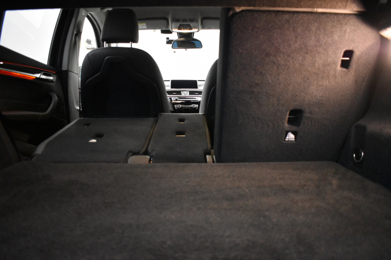 BMW X1 Xdrive18d Xﾗｲﾝ 4WD ﾊｲﾗｲﾝ&ｺﾝﾌｫｰﾄP ｱﾄﾞﾊﾞﾝｽﾄﾞｱｸﾃｨﾌﾞｾｰﾌﾃｨP 追従ACC HUD ﾋｰﾀｰ付電動黒革 ﾀｯﾁﾊﾊﾟｯﾄﾞiﾄﾞﾗｲﾌﾞﾅﾋﾞ LEDﾍｯﾄﾞﾗｲﾄ 衝突軽減B 車線逸脱&歩行者警告  Bｶﾒﾗ Pｱｼｽﾄ 前後PDC 電動ﾄﾗﾝｸ  ｽﾏｰﾄｷｰ Bluetoothｵｰﾃﾞｨｵ＆通話 2年保証