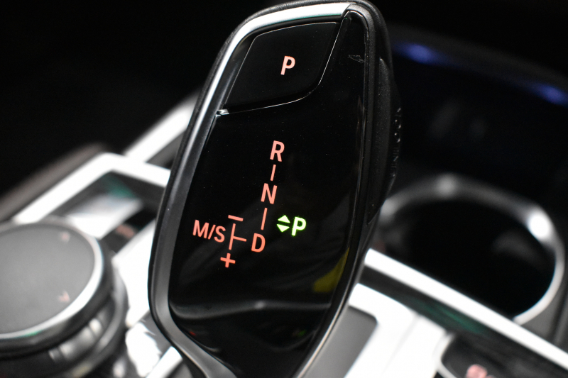 BMW 7シリーズ 740i Mｽﾎﾟｰﾂ ﾘｱｺﾝﾌｫｰﾄP 後席ﾓﾆﾀｰ ｻﾝﾙｰﾌ BMWﾚｰｻﾞｰLED ｽﾃｱﾘﾝｸﾞﾋｰﾀｰ 前席ﾏｯｻｰｼﾞ全席ﾋｰﾀｰ&ﾍﾞﾝﾁﾚｰｼｮﾝ付ﾓｶ革 ACC HUD ﾘﾓｰﾄ駐車 ﾊｰﾏﾝｶｰﾄﾞﾝ  ﾀｯﾁﾊﾟﾈﾙﾅﾋﾞ3Dﾋﾞｭｰ LCW 液晶ﾒｰﾀｰ 20AW 2年保証