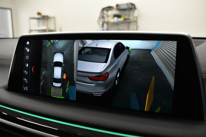 BMW 7シリーズ 740i Mｽﾎﾟｰﾂ ﾘｱｺﾝﾌｫｰﾄP 後席ﾓﾆﾀｰ ｻﾝﾙｰﾌ BMWﾚｰｻﾞｰLED ｽﾃｱﾘﾝｸﾞﾋｰﾀｰ 前席ﾏｯｻｰｼﾞ全席ﾋｰﾀｰ&ﾍﾞﾝﾁﾚｰｼｮﾝ付ﾓｶ革 ACC HUD ﾘﾓｰﾄ駐車 ﾊｰﾏﾝｶｰﾄﾞﾝ  ﾀｯﾁﾊﾟﾈﾙﾅﾋﾞ3Dﾋﾞｭｰ LCW 液晶ﾒｰﾀｰ 20AW 2年保証