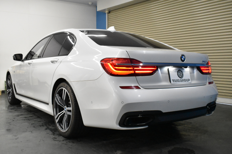 BMW 7シリーズ 740i Mｽﾎﾟｰﾂ ﾘｱｺﾝﾌｫｰﾄP 後席ﾓﾆﾀｰ ｻﾝﾙｰﾌ BMWﾚｰｻﾞｰLED ｽﾃｱﾘﾝｸﾞﾋｰﾀｰ 前席ﾏｯｻｰｼﾞ全席ﾋｰﾀｰ&ﾍﾞﾝﾁﾚｰｼｮﾝ付ﾓｶ革 ACC HUD ﾘﾓｰﾄ駐車 ﾊｰﾏﾝｶｰﾄﾞﾝ  ﾀｯﾁﾊﾟﾈﾙﾅﾋﾞ3Dﾋﾞｭｰ LCW 液晶ﾒｰﾀｰ 20AW 2年保証