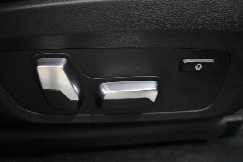 BMW X3 Xﾄﾞﾗｲﾌﾞ 20d Xﾗｲﾝ G01型 1ｵｰﾅｰ ﾍｷｻｺﾞﾅﾙLEDﾍｯﾄﾞﾗｲﾄ&ﾃｰﾙ 追従ACC ﾋｰﾀｰ付黒革 車線変更&逸脱&歩行者警告 衝突軽減ﾌﾞﾚｰｷ 19AW ﾀｯﾁﾊﾟﾈﾙﾅﾋﾞ ﾌﾙｾｸﾞ 3Dﾋﾞｭｰ ﾄｯﾌﾟﾋﾞｭｰ Bｶﾒﾗ 電動Rｹﾞｰﾄ ﾜｲﾔﾚｽ充電 ﾄﾞﾗﾊﾟﾌｫ 2年保証