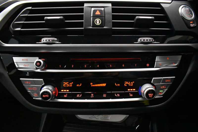 BMW X3 Xﾄﾞﾗｲﾌﾞ 20d Xﾗｲﾝ G01型 1ｵｰﾅｰ ﾍｷｻｺﾞﾅﾙLEDﾍｯﾄﾞﾗｲﾄ&ﾃｰﾙ 追従ACC ﾋｰﾀｰ付黒革 車線変更&逸脱&歩行者警告 衝突軽減ﾌﾞﾚｰｷ 19AW ﾀｯﾁﾊﾟﾈﾙﾅﾋﾞ ﾌﾙｾｸﾞ 3Dﾋﾞｭｰ ﾄｯﾌﾟﾋﾞｭｰ Bｶﾒﾗ 電動Rｹﾞｰﾄ ﾜｲﾔﾚｽ充電 ﾄﾞﾗﾊﾟﾌｫ 2年保証