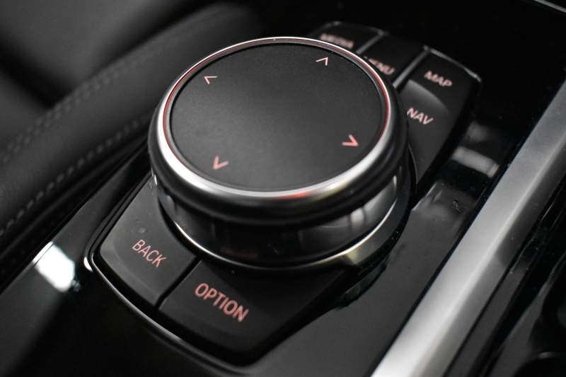 BMW X3 Xﾄﾞﾗｲﾌﾞ 20d Xﾗｲﾝ G01型 1ｵｰﾅｰ ﾍｷｻｺﾞﾅﾙLEDﾍｯﾄﾞﾗｲﾄ&ﾃｰﾙ 追従ACC ﾋｰﾀｰ付黒革 車線変更&逸脱&歩行者警告 衝突軽減ﾌﾞﾚｰｷ 19AW ﾀｯﾁﾊﾟﾈﾙﾅﾋﾞ ﾌﾙｾｸﾞ 3Dﾋﾞｭｰ ﾄｯﾌﾟﾋﾞｭｰ Bｶﾒﾗ 電動Rｹﾞｰﾄ ﾜｲﾔﾚｽ充電 ﾄﾞﾗﾊﾟﾌｫ 2年保証