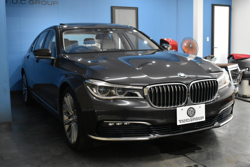 BMW 7シリーズ 740i ﾌﾟﾗｽP ﾚｰｻﾞｰLED ｻﾝﾙｰﾌ 追従ACC 全席ﾋｰﾀｰ付白革 Fﾍﾞﾝﾁﾚｰｼｮﾝ&ﾏｯｻｰｼﾞ HUD ﾊｰﾏﾝｶｰﾄﾞﾝ ｵﾌﾟｼｮﾝ20AW 車線変更&逸脱&歩行者警告 ﾀｯﾁﾊﾟﾈﾙﾅﾋﾞ ｼﾞｪｽﾁｬｰｺﾝﾄﾛｰﾙ ﾌﾙｾｸﾞ 3Dﾋﾞｭｰ Bｶﾒﾗ 電動ﾄﾗﾝｸ ｽﾏｰﾄｷｰ 2年保証
