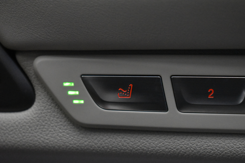 BMW 7シリーズ 740i ﾌﾟﾗｽP ﾚｰｻﾞｰLED ｻﾝﾙｰﾌ 追従ACC 全席ﾋｰﾀｰ付白革 Fﾍﾞﾝﾁﾚｰｼｮﾝ&ﾏｯｻｰｼﾞ HUD ﾊｰﾏﾝｶｰﾄﾞﾝ ｵﾌﾟｼｮﾝ20AW 車線変更&逸脱&歩行者警告 ﾀｯﾁﾊﾟﾈﾙﾅﾋﾞ ｼﾞｪｽﾁｬｰｺﾝﾄﾛｰﾙ ﾌﾙｾｸﾞ 3Dﾋﾞｭｰ Bｶﾒﾗ 電動ﾄﾗﾝｸ ｽﾏｰﾄｷｰ 2年保証