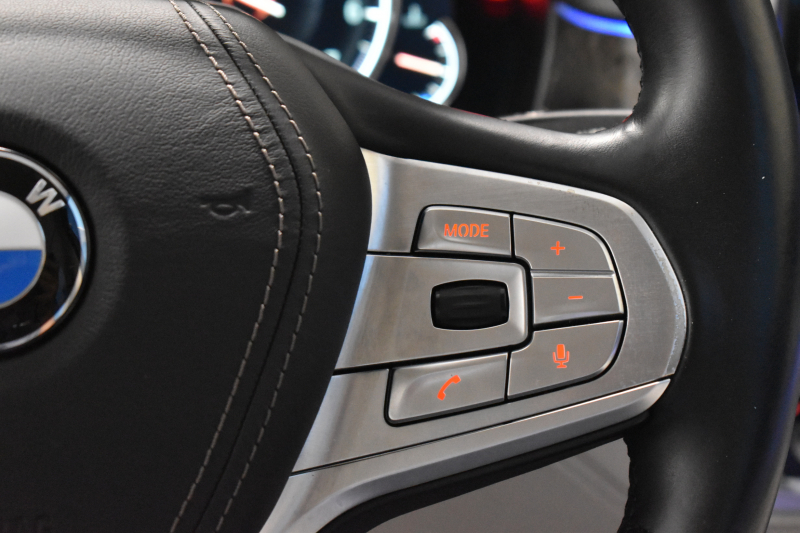 BMW 7シリーズ 740i ﾌﾟﾗｽP ﾚｰｻﾞｰLED ｻﾝﾙｰﾌ 追従ACC 全席ﾋｰﾀｰ付白革 Fﾍﾞﾝﾁﾚｰｼｮﾝ&ﾏｯｻｰｼﾞ HUD ﾊｰﾏﾝｶｰﾄﾞﾝ ｵﾌﾟｼｮﾝ20AW 車線変更&逸脱&歩行者警告 ﾀｯﾁﾊﾟﾈﾙﾅﾋﾞ ｼﾞｪｽﾁｬｰｺﾝﾄﾛｰﾙ ﾌﾙｾｸﾞ 3Dﾋﾞｭｰ Bｶﾒﾗ 電動ﾄﾗﾝｸ ｽﾏｰﾄｷｰ 2年保証