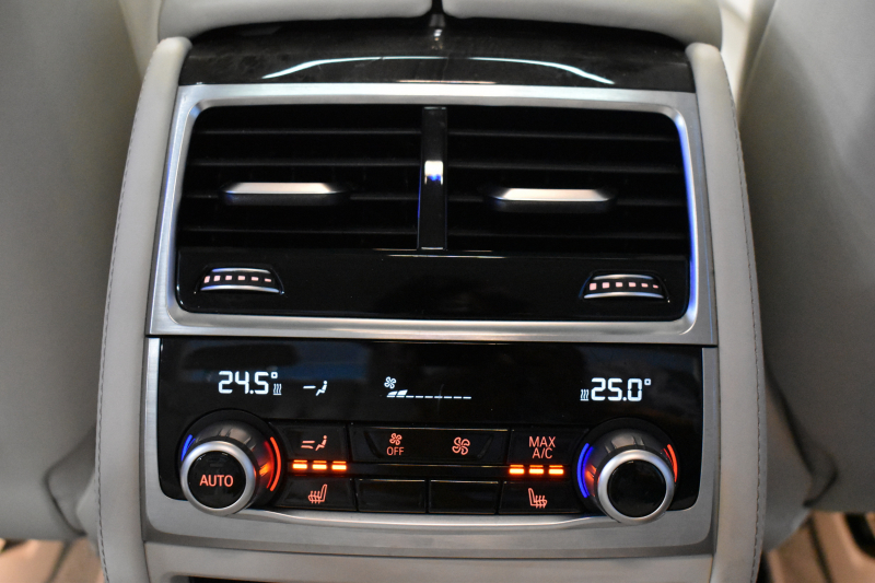 BMW 7シリーズ 740i ﾌﾟﾗｽP ﾚｰｻﾞｰLED ｻﾝﾙｰﾌ 追従ACC 全席ﾋｰﾀｰ付白革 Fﾍﾞﾝﾁﾚｰｼｮﾝ&ﾏｯｻｰｼﾞ HUD ﾊｰﾏﾝｶｰﾄﾞﾝ ｵﾌﾟｼｮﾝ20AW 車線変更&逸脱&歩行者警告 ﾀｯﾁﾊﾟﾈﾙﾅﾋﾞ ｼﾞｪｽﾁｬｰｺﾝﾄﾛｰﾙ ﾌﾙｾｸﾞ 3Dﾋﾞｭｰ Bｶﾒﾗ 電動ﾄﾗﾝｸ ｽﾏｰﾄｷｰ 2年保証