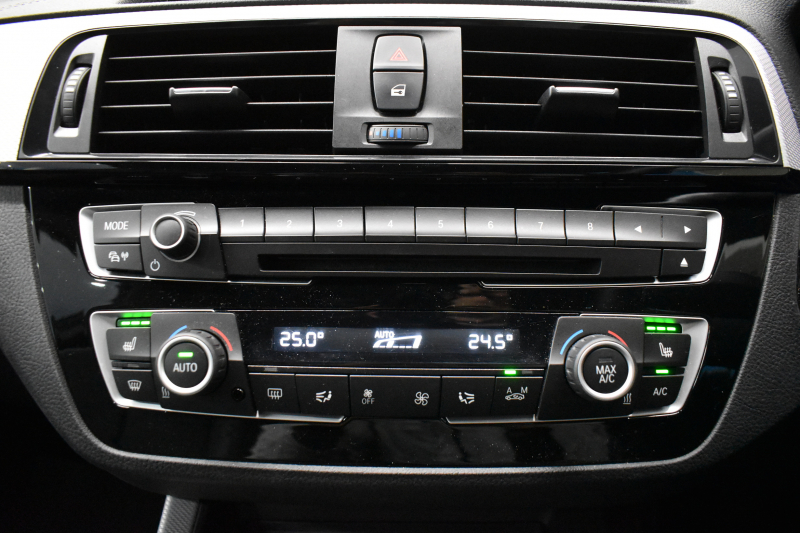 BMW 2シリーズ M240iｸｰﾍﾟ 後期 6速MT 340馬力 直6ﾀｰﾎﾞ ﾍｷｻｺﾞﾅﾙLEDﾍｯﾄﾞ ﾋｰﾀｰ付黒革 ｱﾀﾞﾌﾟﾃｨﾌﾞMｻｽﾍﾟﾝｼｮﾝ Mﾌﾞﾚｰｷ 18AW ｸﾙｺﾝ 車線逸脱&歩行者警告 衝突軽減ﾌﾞﾚｰｷ 専用ｴｱﾛ ﾀｯﾁﾊﾟﾈﾙﾅﾋﾞ Bｶﾒﾗ Pｱｼｽﾄ 前後PDC ﾄﾞﾗﾊﾟﾌｫ ｽﾏｰﾄｷｰ 2年保証2年保証