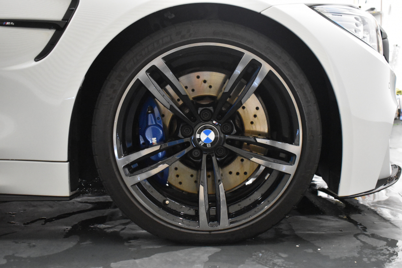 BMW Mシリーズ M4ｸｰﾍﾟ MDCT ｱﾀﾞﾌﾟﾃｨﾌﾞMｻｽﾍﾟﾝｼｮﾝ ﾋｰﾀｰ付ﾌﾞﾗｯｸ革 ｶｰﾎﾞﾝR&ｲﾝﾃﾘｱ  HUD ｱﾀﾞﾌﾟﾃｨﾌﾞLEDﾍｯﾄﾞﾗｲﾄ 7速DCT ｵﾌﾟｼｮﾝ19AW 衝突軽減ﾌﾞﾚｰｷ 車線逸脱&歩行者警告 F&Sｽﾎﾟｲﾗｰ ﾄﾗﾝｸｽﾎﾟｲﾗｰ ﾌﾙｾｸﾞ 前後PDC Bｶﾒﾗ 2年保証