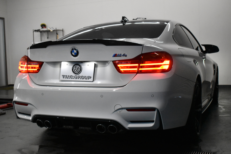 BMW Mシリーズ M4ｸｰﾍﾟ MDCT ｱﾀﾞﾌﾟﾃｨﾌﾞMｻｽﾍﾟﾝｼｮﾝ ﾋｰﾀｰ付ﾌﾞﾗｯｸ革 ｶｰﾎﾞﾝR&ｲﾝﾃﾘｱ  HUD ｱﾀﾞﾌﾟﾃｨﾌﾞLEDﾍｯﾄﾞﾗｲﾄ 7速DCT ｵﾌﾟｼｮﾝ19AW 衝突軽減ﾌﾞﾚｰｷ 車線逸脱&歩行者警告 F&Sｽﾎﾟｲﾗｰ ﾄﾗﾝｸｽﾎﾟｲﾗｰ ﾌﾙｾｸﾞ 前後PDC Bｶﾒﾗ 2年保証