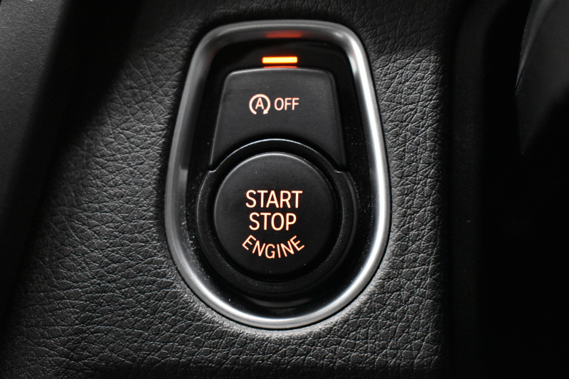 BMW Mシリーズ M4ｸｰﾍﾟ MDCT ｱﾀﾞﾌﾟﾃｨﾌﾞMｻｽﾍﾟﾝｼｮﾝ ﾋｰﾀｰ付ﾌﾞﾗｯｸ革 ｶｰﾎﾞﾝR&ｲﾝﾃﾘｱ  HUD ｱﾀﾞﾌﾟﾃｨﾌﾞLEDﾍｯﾄﾞﾗｲﾄ 7速DCT ｵﾌﾟｼｮﾝ19AW 衝突軽減ﾌﾞﾚｰｷ 車線逸脱&歩行者警告 F&Sｽﾎﾟｲﾗｰ ﾄﾗﾝｸｽﾎﾟｲﾗｰ ﾌﾙｾｸﾞ 前後PDC Bｶﾒﾗ 2年保証