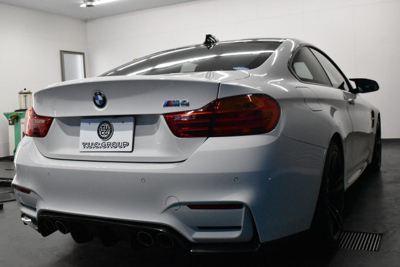 BMW Mシリーズ M4ｸｰﾍﾟ MDCT ｱﾀﾞﾌﾟﾃｨﾌﾞMｻｽﾍﾟﾝｼｮﾝ ﾋｰﾀｰ付ﾌﾞﾗｯｸ革 ｶｰﾎﾞﾝR&ｲﾝﾃﾘｱ  HUD ｱﾀﾞﾌﾟﾃｨﾌﾞLEDﾍｯﾄﾞﾗｲﾄ 7速DCT ｵﾌﾟｼｮﾝ19AW 衝突軽減ﾌﾞﾚｰｷ 車線逸脱&歩行者警告 ﾌﾙｾｸﾞ 前後PDC Bｶﾒﾗ ﾘｱﾃﾞｨﾌｭｰｻﾞｰ 2年保証