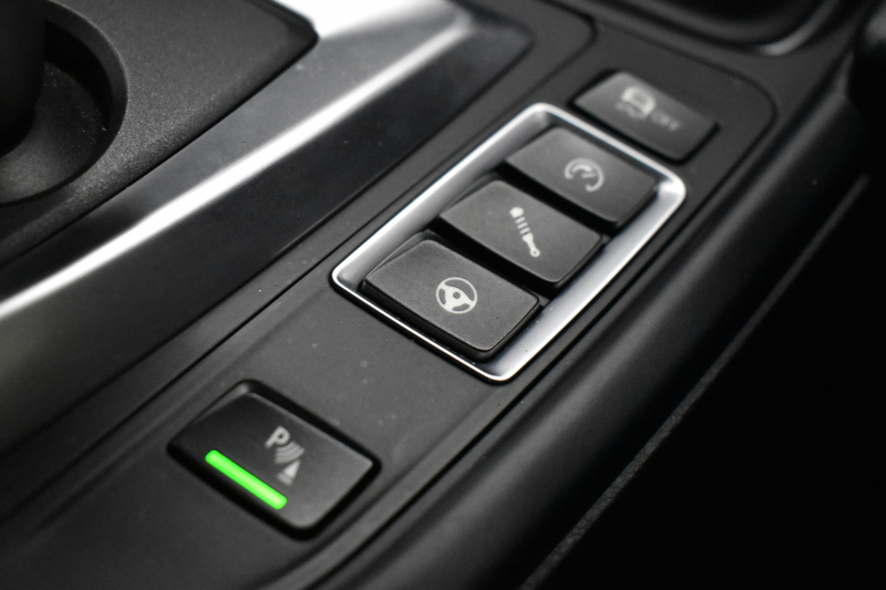 BMW Mシリーズ M4ｸｰﾍﾟ MDCT ｱﾀﾞﾌﾟﾃｨﾌﾞMｻｽﾍﾟﾝｼｮﾝ ﾋｰﾀｰ付ﾌﾞﾗｯｸ革 ｶｰﾎﾞﾝR&ｲﾝﾃﾘｱ  HUD ｱﾀﾞﾌﾟﾃｨﾌﾞLEDﾍｯﾄﾞﾗｲﾄ 7速DCT ｵﾌﾟｼｮﾝ19AW 衝突軽減ﾌﾞﾚｰｷ 車線逸脱&歩行者警告 ﾌﾙｾｸﾞ 前後PDC Bｶﾒﾗ ﾘｱﾃﾞｨﾌｭｰｻﾞｰ 2年保証