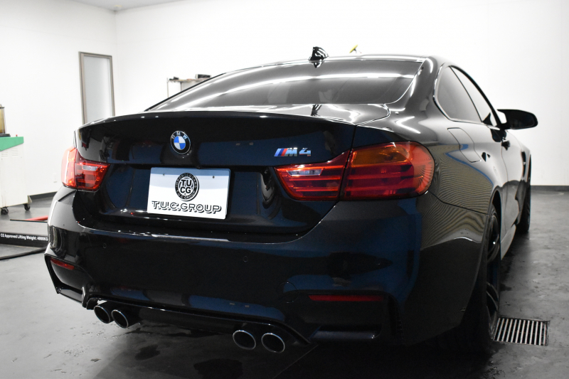 BMW Mシリーズ M4ｸｰﾍﾟ MDCT ﾋｰﾀｰ付ｻｷｰﾙｵﾚﾝｼﾞﾚｻﾞｰ ｶｰﾎﾞﾝR&ｲﾝﾃﾘｱ  HUD ｱﾀﾞﾌﾟﾃｨﾌﾞLEDﾍｯﾄﾞﾗｲﾄ 7速DCT ｵﾌﾟｼｮﾝ19AW 衝突軽減ﾌﾞﾚｰｷ 車線逸脱&歩行者警告 ﾌﾙｾｸﾞ 前後PDC Bｶﾒﾗ 2年保証