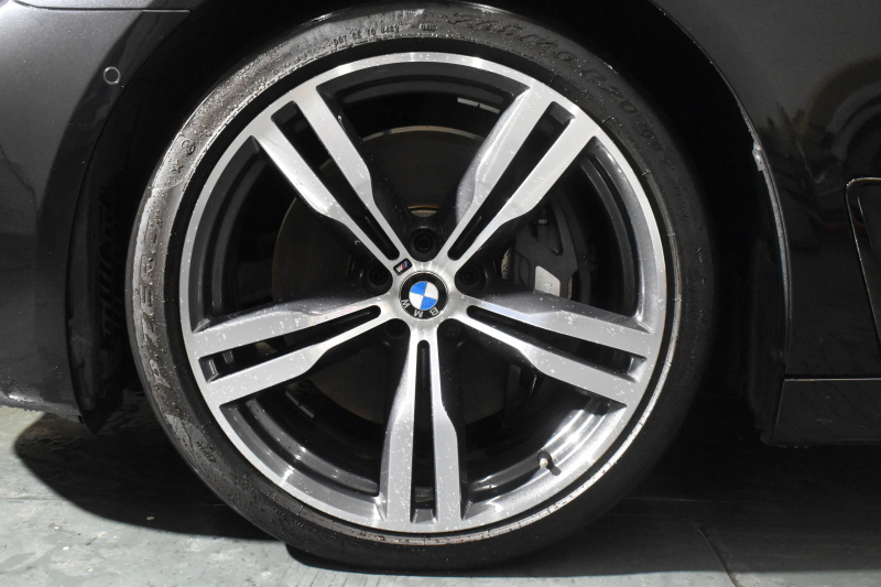 BMW 7シリーズ 750i Mｽﾎﾟｰﾂ ｱﾝﾋﾞｴﾝﾄｴｱP V8 ｻﾝR Fﾏｯｻｰｼﾞ&ﾍﾞﾝﾁﾚｰｼｮﾝ 全席ﾋｰﾀｰ付黒革 ﾚｰｻﾞｰLEDﾍｯﾄﾞﾗｲﾄ ACC HUD ﾊｰﾏﾝｶｰﾄﾞﾝ ｼﾞｪｽﾁｬｰｺﾝﾄﾛｰﾙ ﾀｯﾁﾊﾟﾈﾙ対応HDDﾅﾋﾞ3Dﾋﾞｭｰ Bｶﾒﾗ 車線変更&逸脱&歩行者警告 液晶ﾒｰﾀｰ 液晶ｷｰ 2年保証