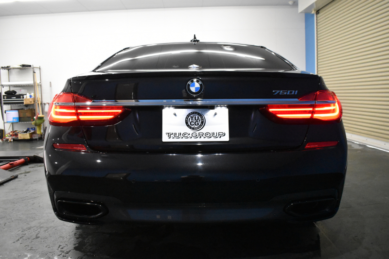 BMW 7シリーズ 750i Mｽﾎﾟｰﾂ ｱﾝﾋﾞｴﾝﾄｴｱP V8 ｻﾝR Fﾏｯｻｰｼﾞ&ﾍﾞﾝﾁﾚｰｼｮﾝ 全席ﾋｰﾀｰ付黒革 ﾚｰｻﾞｰLEDﾍｯﾄﾞﾗｲﾄ ACC HUD ﾊｰﾏﾝｶｰﾄﾞﾝ ｼﾞｪｽﾁｬｰｺﾝﾄﾛｰﾙ ﾀｯﾁﾊﾟﾈﾙ対応HDDﾅﾋﾞ3Dﾋﾞｭｰ Bｶﾒﾗ 車線変更&逸脱&歩行者警告 液晶ﾒｰﾀｰ 液晶ｷｰ 2年保証