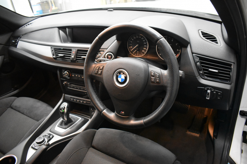 BMW X1 Xﾄﾞﾗｲﾌﾞ 20i Mｽﾎﾟｰﾂ LCI後期 4WD 8速AT 電子ｼﾌﾄ Bｶﾒﾗ 前後PDC ECOPROﾓｰﾄﾞ ｱｲﾄﾞﾘﾝｸﾞｽﾄｯﾌﾟｽﾏｰﾄｷｰ 18AW 専用ｴｱﾛ ｱﾙｶﾝﾀｰﾗｽﾎﾟｰﾂｼｰﾄ  ｼﾙﾊﾞｰｲﾝﾃﾘｱiﾄﾞﾗｲﾌﾞHDDﾅﾋﾞ ﾘﾝｸﾞ付ｷｾﾉﾝﾍｯﾄﾞﾗｲﾄ ﾀﾞｳﾝﾋﾙｱｼｽﾄ ETC 2年保証