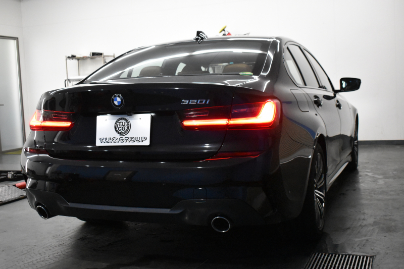 BMW 3シリーズ 320i Mｽﾎﾟｰﾂ G20型 ﾊｲﾗｲﾝ&ｺﾝﾌｫｰﾄP ﾋｰﾀｰ付茶革 ﾀｯﾁﾊﾟﾈﾙﾅﾋﾞ ｱｯﾌﾟﾙｶｰﾌﾟﾚｲ  追従ACC LEDﾍｯﾄﾞﾗｲﾄ 電動ﾄﾗﾝｸ 側面衝突&車線変更&逸脱&歩行者警告 液晶ﾒｰﾀｰ 後退ｱｼｽﾄ Pｱｼｽﾄ ｱｸﾃｨﾌﾞPDC緊急ﾌﾞﾚｰｷ  18AW 2年保証