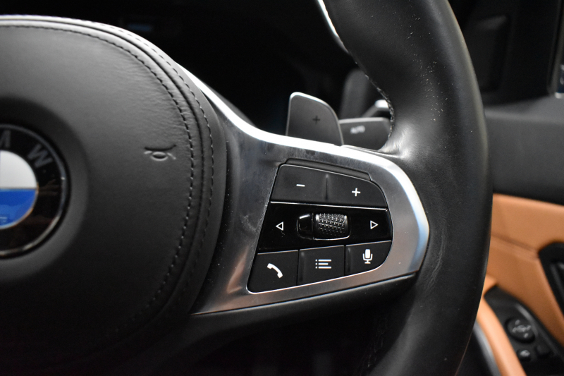 BMW 3シリーズ 320i Mｽﾎﾟｰﾂ G20型 ﾊｲﾗｲﾝ&ｺﾝﾌｫｰﾄP ﾋｰﾀｰ付茶革 ﾀｯﾁﾊﾟﾈﾙﾅﾋﾞ ｱｯﾌﾟﾙｶｰﾌﾟﾚｲ  追従ACC LEDﾍｯﾄﾞﾗｲﾄ 電動ﾄﾗﾝｸ 側面衝突&車線変更&逸脱&歩行者警告 液晶ﾒｰﾀｰ 後退ｱｼｽﾄ Pｱｼｽﾄ ｱｸﾃｨﾌﾞPDC緊急ﾌﾞﾚｰｷ  18AW 2年保証