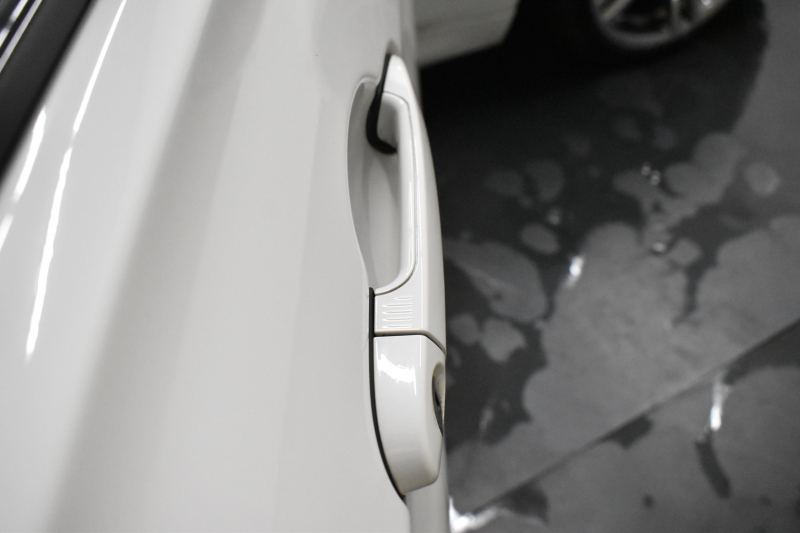 BMW Mシリーズ M3 MDCT ｵﾌﾟｼｮﾝ可変Mｻｽﾍﾟﾝｼｮﾝ 7速DCT ﾋｰﾀｰ付黒革 ｱﾀﾞﾌﾟﾃｨﾌﾞLEDﾍｯﾄﾞﾗｲﾄ HUD ｵﾌﾟｼｮﾝ19AW 車線逸脱&歩行者警告 衝突軽減B ｶｰﾎﾞﾝR&ｲﾝﾃﾘｱ ﾀｯﾁﾊﾟｯﾄﾞiﾄﾞﾗｲﾌﾞHDDﾅﾋﾞ ﾌﾙｾｸﾞ Bｶﾒﾗ ﾄﾗﾝｸｽﾎﾟｲﾗｰ  2年保証