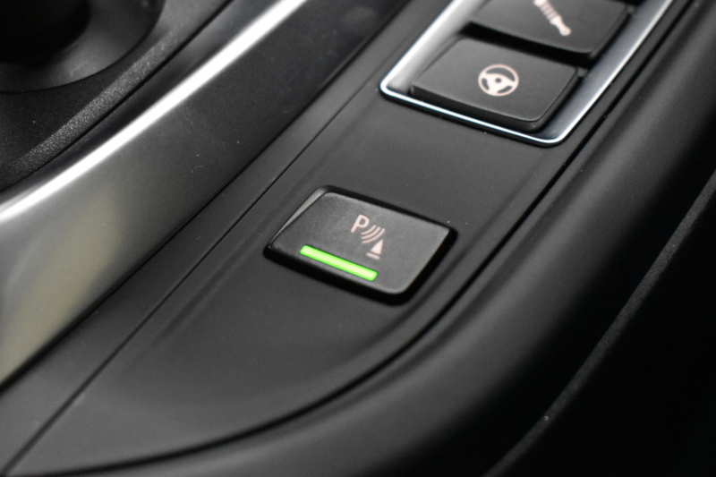 BMW Mシリーズ M3 MDCT ｵﾌﾟｼｮﾝ可変Mｻｽﾍﾟﾝｼｮﾝ 7速DCT ﾋｰﾀｰ付黒革 ｱﾀﾞﾌﾟﾃｨﾌﾞLEDﾍｯﾄﾞﾗｲﾄ HUD ｵﾌﾟｼｮﾝ19AW 車線逸脱&歩行者警告 衝突軽減B ｶｰﾎﾞﾝR&ｲﾝﾃﾘｱ ﾀｯﾁﾊﾟｯﾄﾞiﾄﾞﾗｲﾌﾞHDDﾅﾋﾞ ﾌﾙｾｸﾞ Bｶﾒﾗ ﾄﾗﾝｸｽﾎﾟｲﾗｰ  2年保証