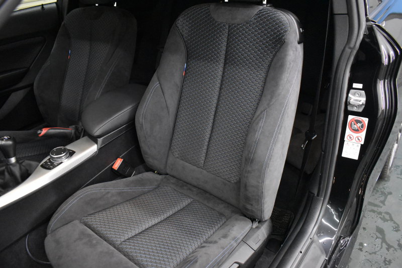 BMW 2シリーズ M235i 6速MT 直6ﾀｰﾎﾞ 326馬力  ｱﾗｺﾞｽﾀ車高調 Bｶﾒﾗ 18AW ｸﾙｺﾝ  ﾀｯﾁﾊﾟｯﾄﾞ式iﾄﾞﾗｲﾌﾞHDDﾅﾋﾞ 大型ﾌﾞﾚｰｷｼｽﾃﾑ 車線逸脱&歩行者警告 衝突軽減ﾌﾞﾚｰｷ ﾊﾟﾄﾞﾙｼﾌﾄ ｽﾏｰﾄｷｰ LEDﾘﾝｸﾞ付ｷｾﾉﾝ 2年保証