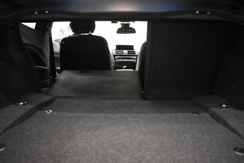 BMW 2シリーズ M235i 6速MT 直6ﾀｰﾎﾞ 326馬力  ｱﾗｺﾞｽﾀ車高調 Bｶﾒﾗ 18AW ｸﾙｺﾝ  ﾀｯﾁﾊﾟｯﾄﾞ式iﾄﾞﾗｲﾌﾞHDDﾅﾋﾞ 大型ﾌﾞﾚｰｷｼｽﾃﾑ 車線逸脱&歩行者警告 衝突軽減ﾌﾞﾚｰｷ ﾊﾟﾄﾞﾙｼﾌﾄ ｽﾏｰﾄｷｰ LEDﾘﾝｸﾞ付ｷｾﾉﾝ 2年保証