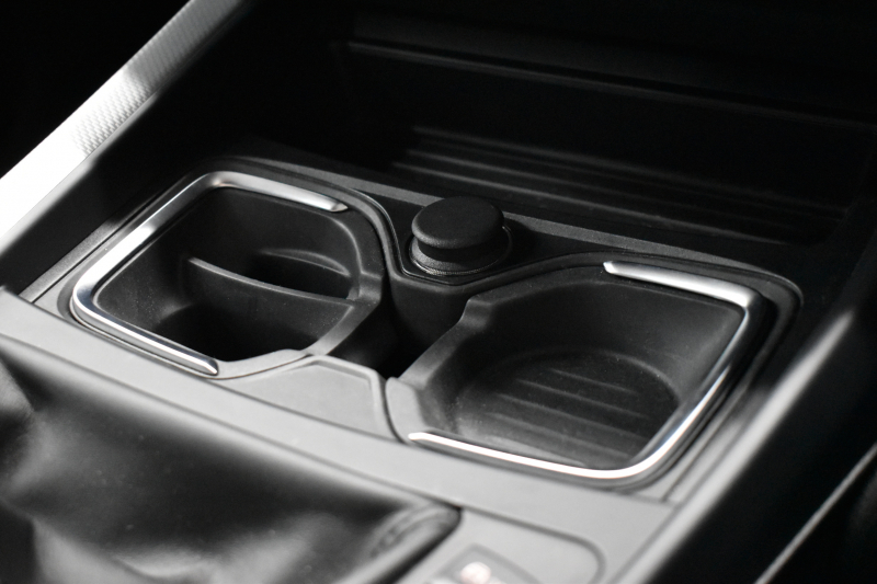 BMW 2シリーズ M235i 6速MT 直6ﾀｰﾎﾞ 326馬力  ｱﾗｺﾞｽﾀ車高調 Bｶﾒﾗ 18AW ｸﾙｺﾝ  ﾀｯﾁﾊﾟｯﾄﾞ式iﾄﾞﾗｲﾌﾞHDDﾅﾋﾞ 大型ﾌﾞﾚｰｷｼｽﾃﾑ 車線逸脱&歩行者警告 衝突軽減ﾌﾞﾚｰｷ ﾊﾟﾄﾞﾙｼﾌﾄ ｽﾏｰﾄｷｰ LEDﾘﾝｸﾞ付ｷｾﾉﾝ 2年保証