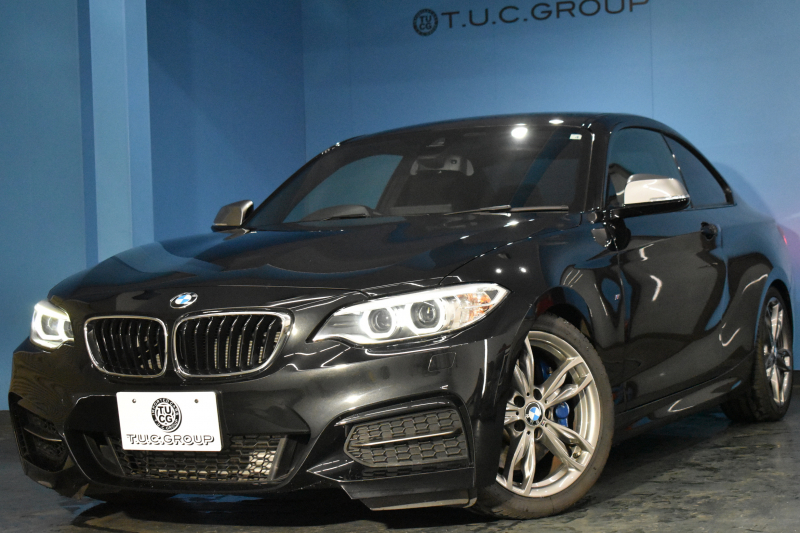 BMW 2シリーズ M235i 6速MT 直6ﾀｰﾎﾞ 326馬力  ｱﾗｺﾞｽﾀ車高調 Bｶﾒﾗ 18AW ｸﾙｺﾝ  ﾀｯﾁﾊﾟｯﾄﾞ式iﾄﾞﾗｲﾌﾞHDDﾅﾋﾞ 大型ﾌﾞﾚｰｷｼｽﾃﾑ 車線逸脱&歩行者警告 衝突軽減ﾌﾞﾚｰｷ ﾊﾟﾄﾞﾙｼﾌﾄ ｽﾏｰﾄｷｰ LEDﾘﾝｸﾞ付ｷｾﾉﾝ 2年保証